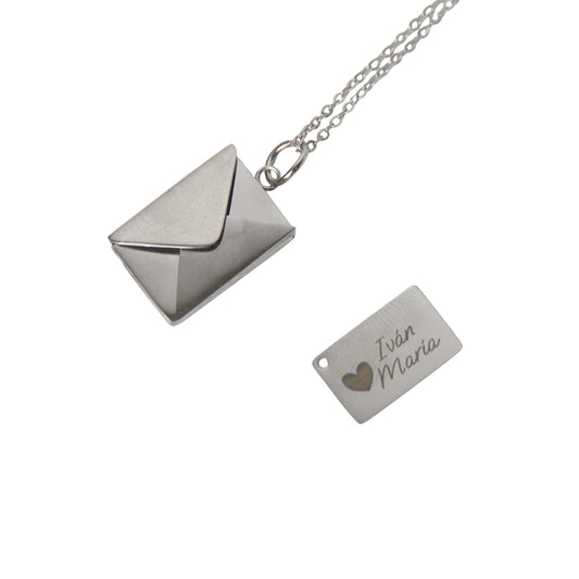 Collar sobre personalizado con mensaje oculto
