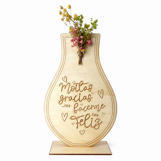 Madera personalizada con forma de florero y flores preservadas